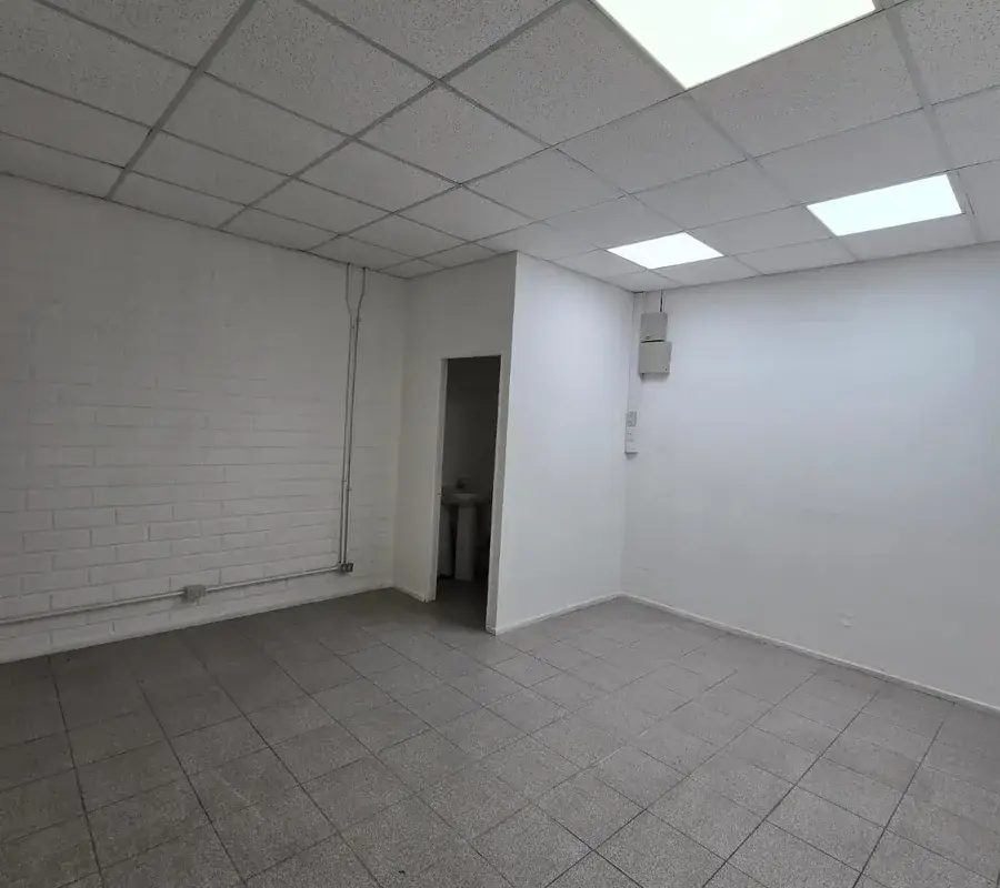 Oficina en arriendo en San Bernardo — foto 6