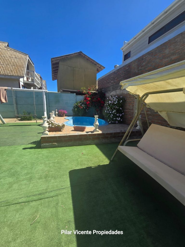 Casa en venta en Pichilemu — foto 1