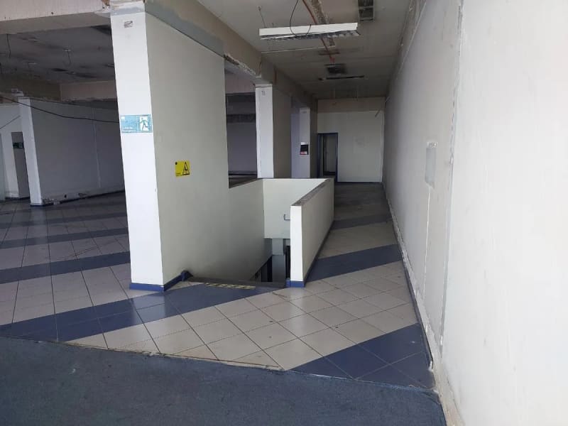 Local comercial en arriendo en Valparaíso — foto 9