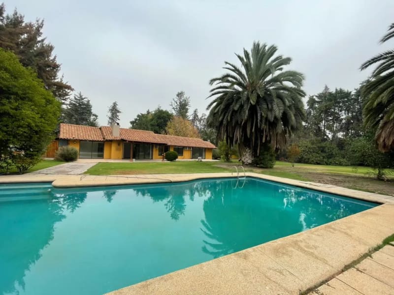 Casa en arriendo en Colina — foto 1