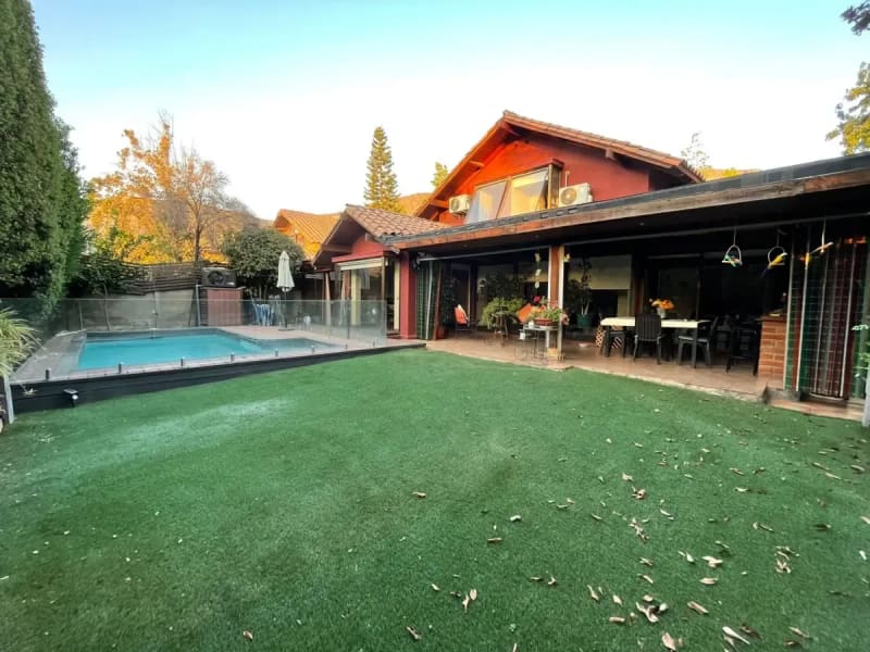 Casa en venta en Huechuraba — foto 1