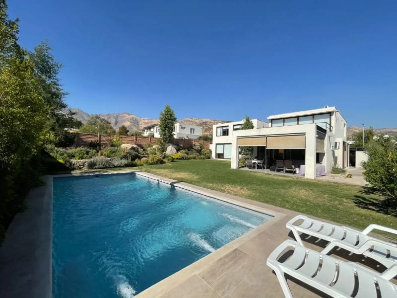 Casa en arriendo en Colina — foto 1