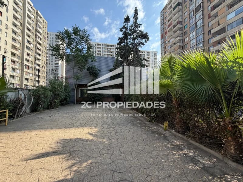 Bodega en arriendo en Macul — foto 1