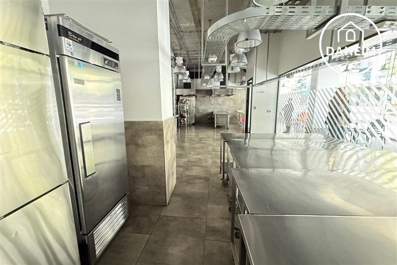 Local comercial en arriendo en Lo Barnechea — foto 7