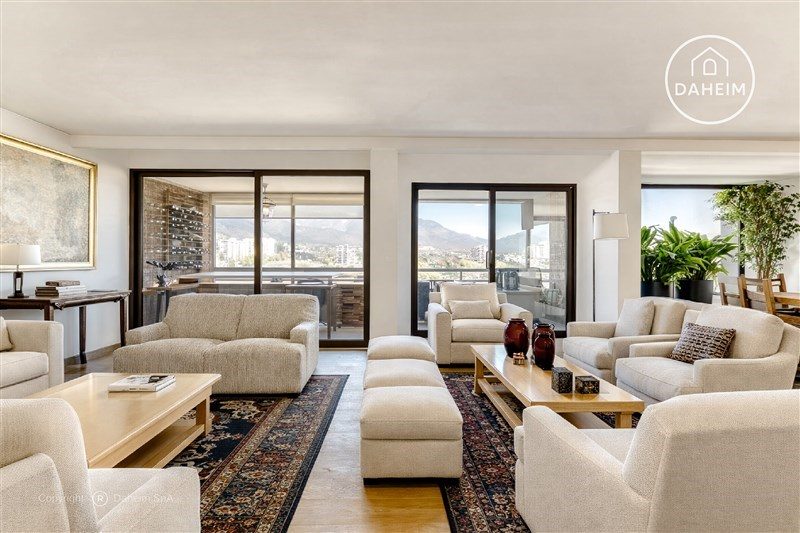 Departamento en venta en Lo Barnechea — foto 1