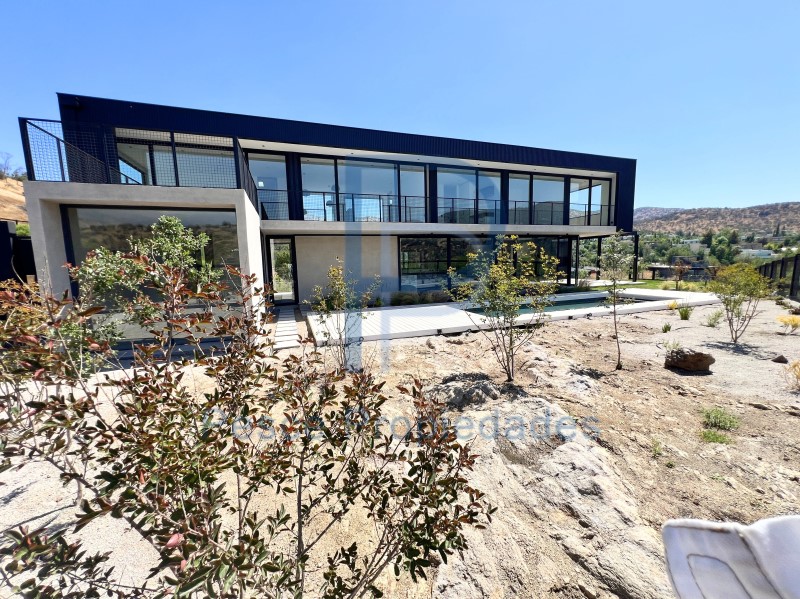 Casa en venta en Lo Barnechea — foto 1