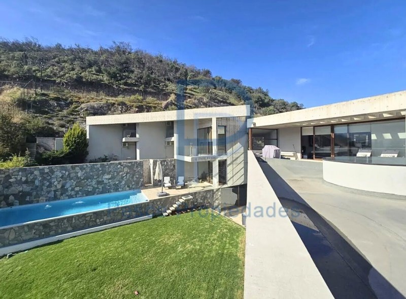 Casa en venta en Lo Barnechea — foto 2