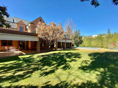 Casa en venta en Lo Barnechea — foto 1