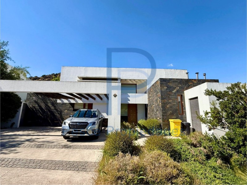 Casa en venta en Lo Barnechea — foto 2