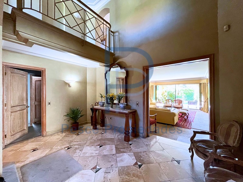 Casa en venta en Lo Barnechea — foto 2