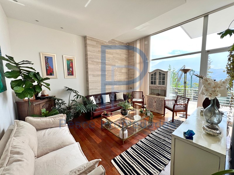 Casa en venta en Lo Barnechea — foto 1
