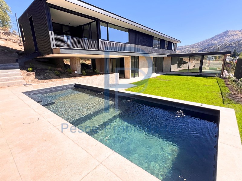 Casa en venta en Lo Barnechea — foto 1