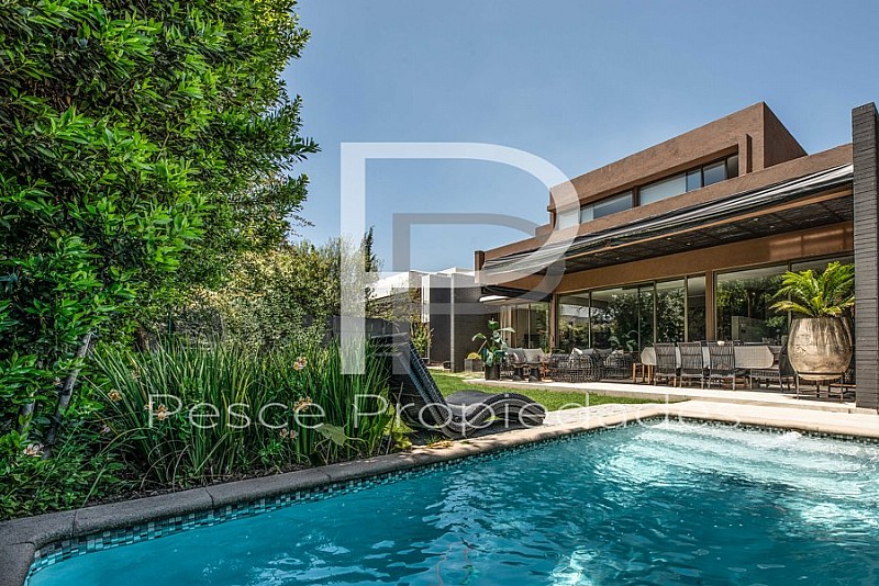 Casa en venta en Lo Barnechea — foto 1