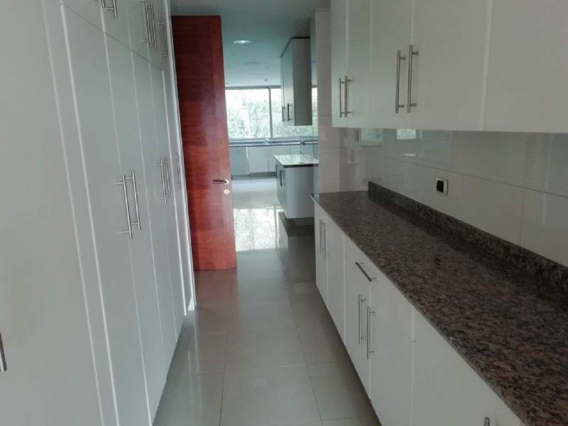 Departamento en arriendo en Lo Barnechea — foto 9