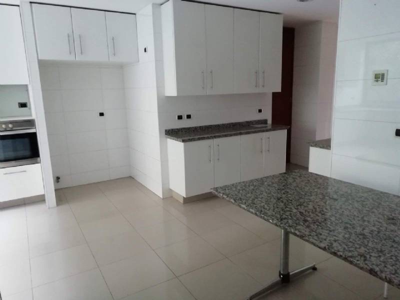 Departamento en arriendo en Lo Barnechea — foto 10