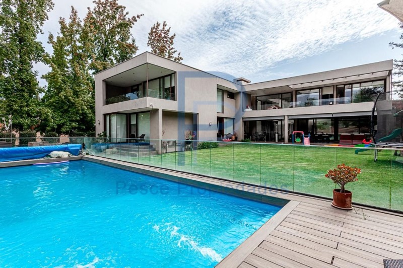 Casa en arriendo en Lo Barnechea — foto 1