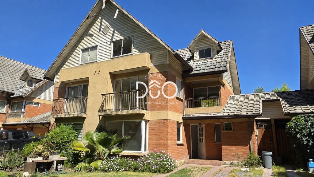 Casa en venta en Huechuraba — foto 1