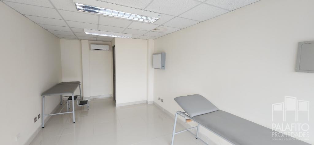 Oficina en arriendo en Castro — foto 2