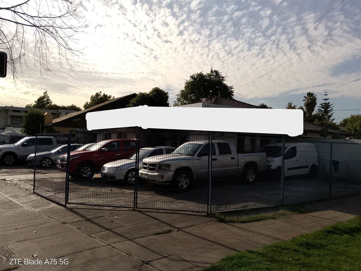 Local comercial en arriendo en Las Condes — foto 1