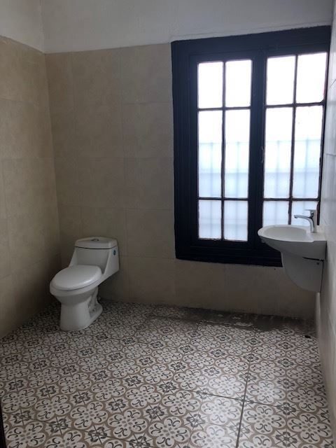 Local comercial en arriendo en Santiago — foto 5