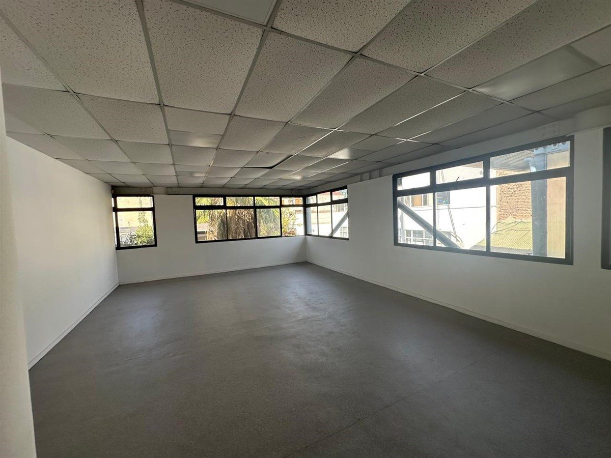 Local comercial en arriendo en Santiago — foto 5