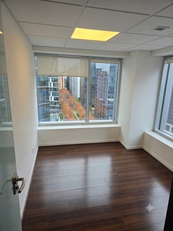 Oficina en arriendo en Las Condes — foto 1