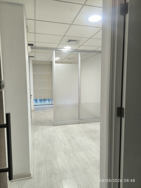 Oficina en arriendo en Las Condes — foto 2