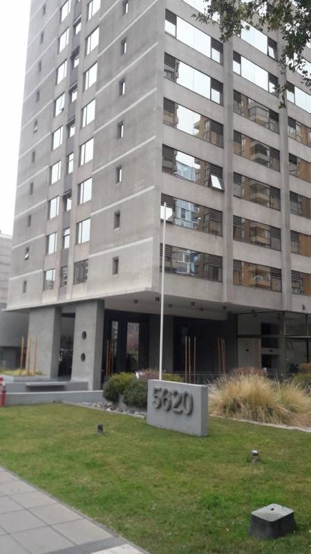 Oficina en arriendo en Las Condes — foto 1