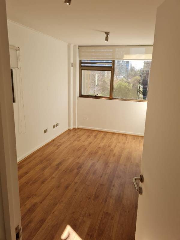 Oficina en arriendo en Las Condes — foto 10
