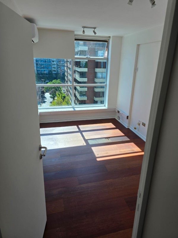 Oficina en arriendo en Las Condes — foto 2