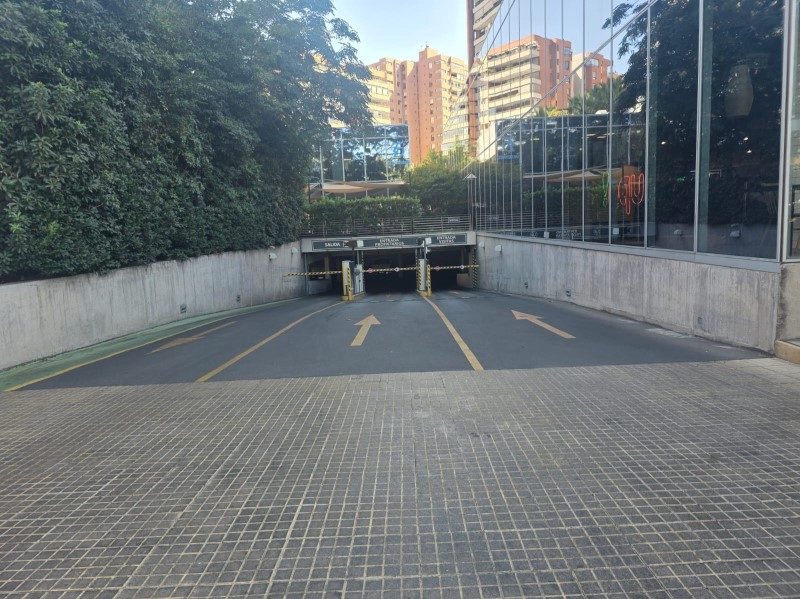 Estacionamiento en venta en Las Condes — foto 8