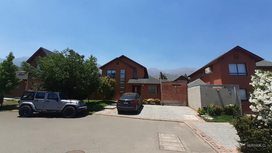 Casa en venta en Peñalolén — foto 1
