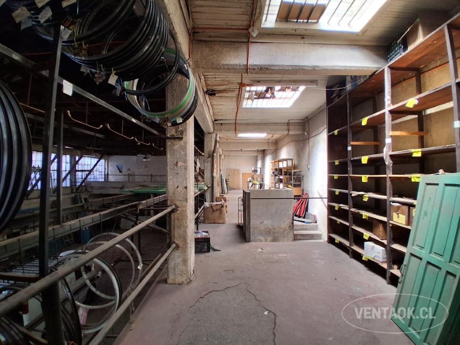 Bodega en arriendo en Santiago — foto 9