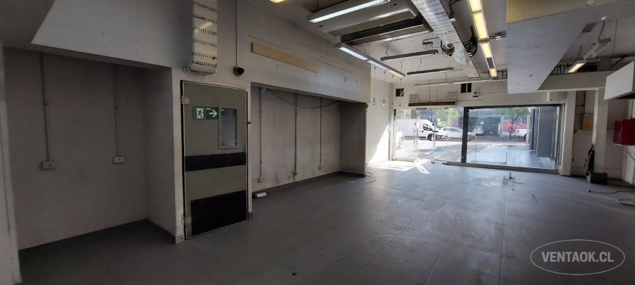 Local comercial en arriendo en Santiago — foto 5