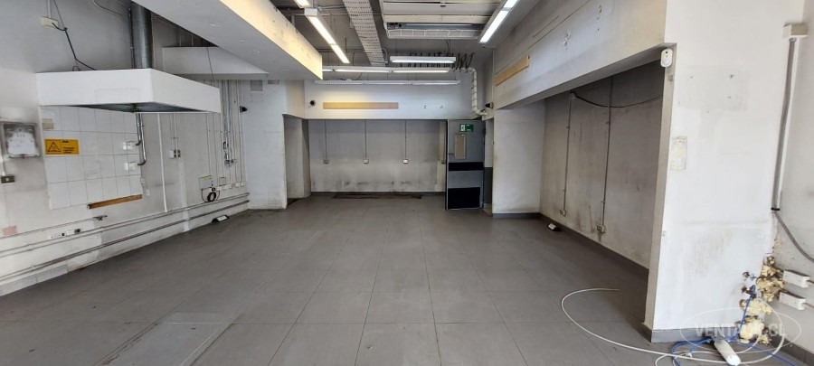Local comercial en arriendo en Santiago — foto 7