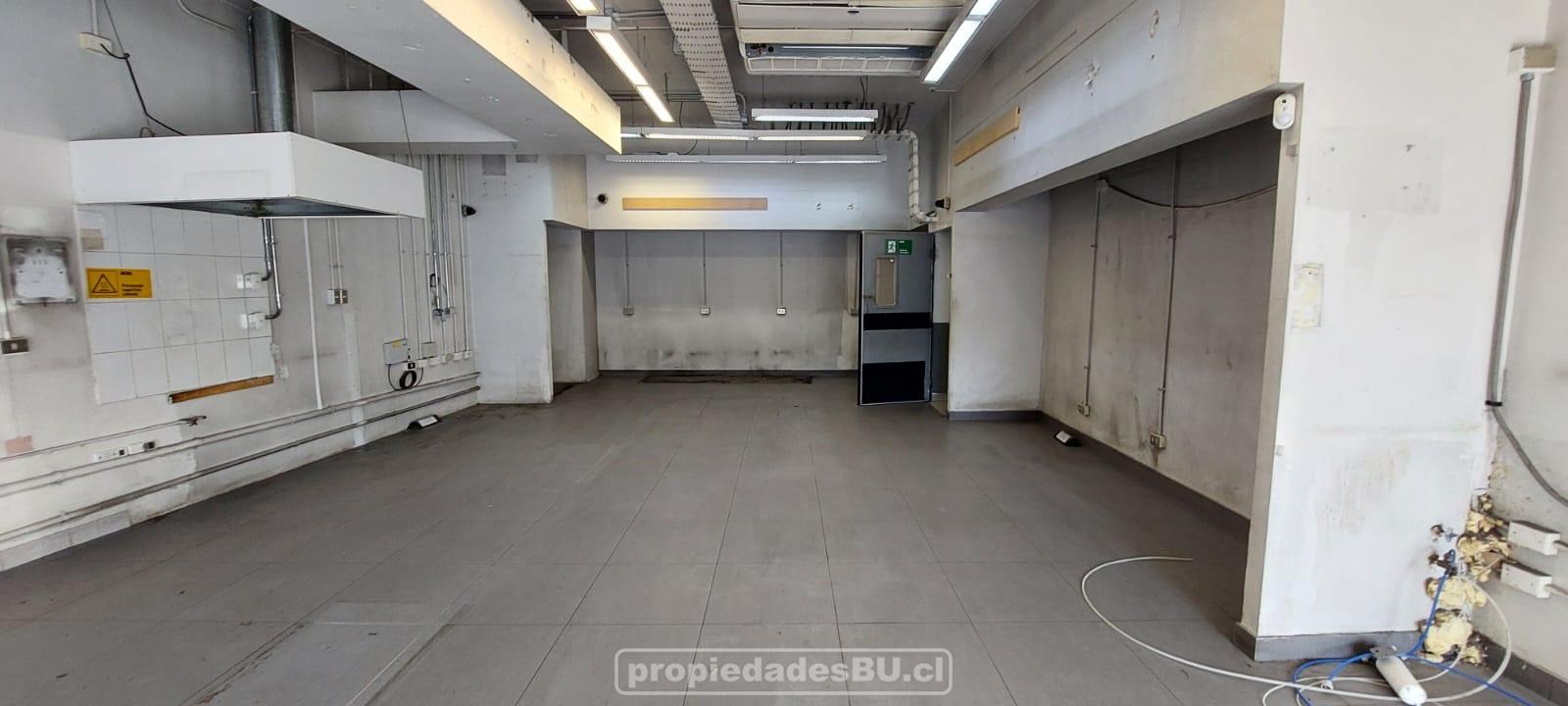 Local comercial en arriendo en Santiago — foto 7