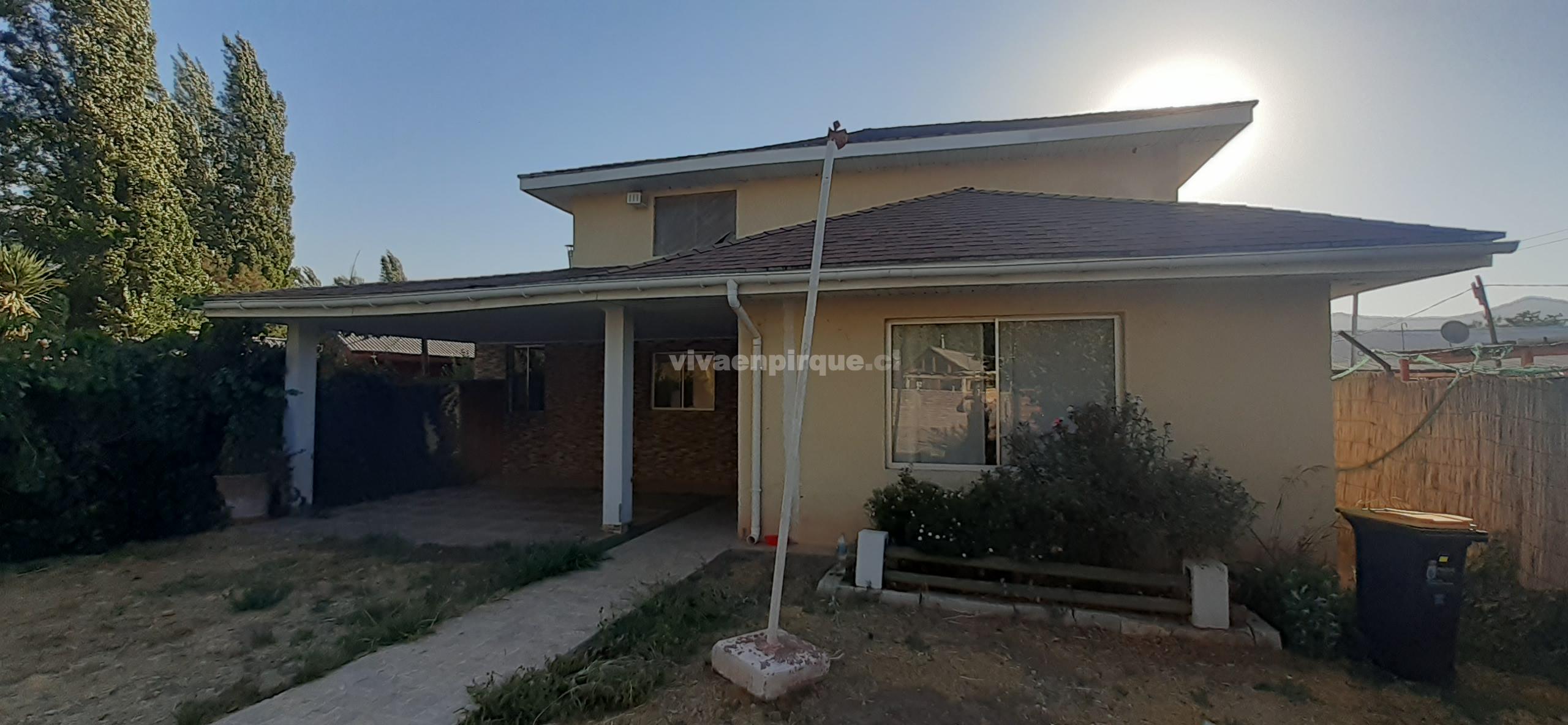 Casa en arriendo en Pirque — foto 1