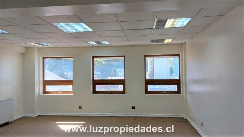 Oficina en arriendo en Puerto Montt — foto 2