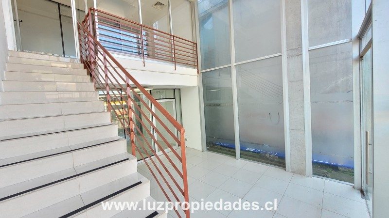 Local comercial en arriendo en Puerto Montt — foto 2