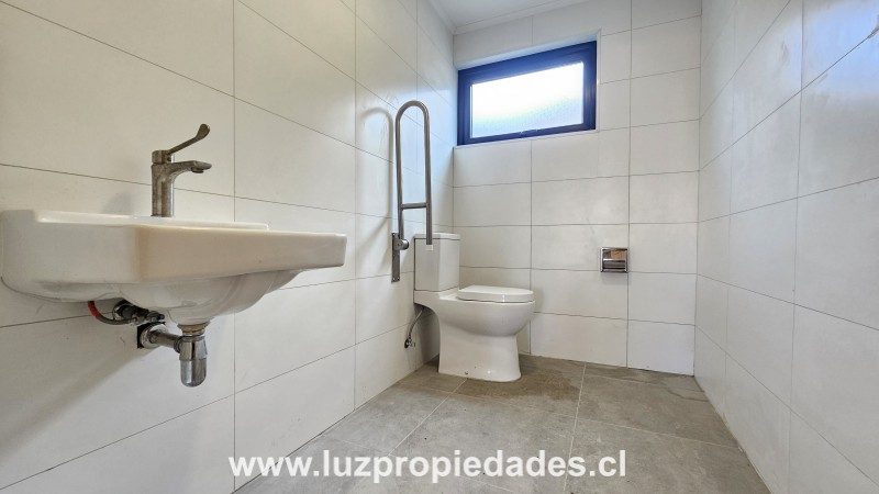 Local comercial en arriendo en Puerto Montt — foto 7