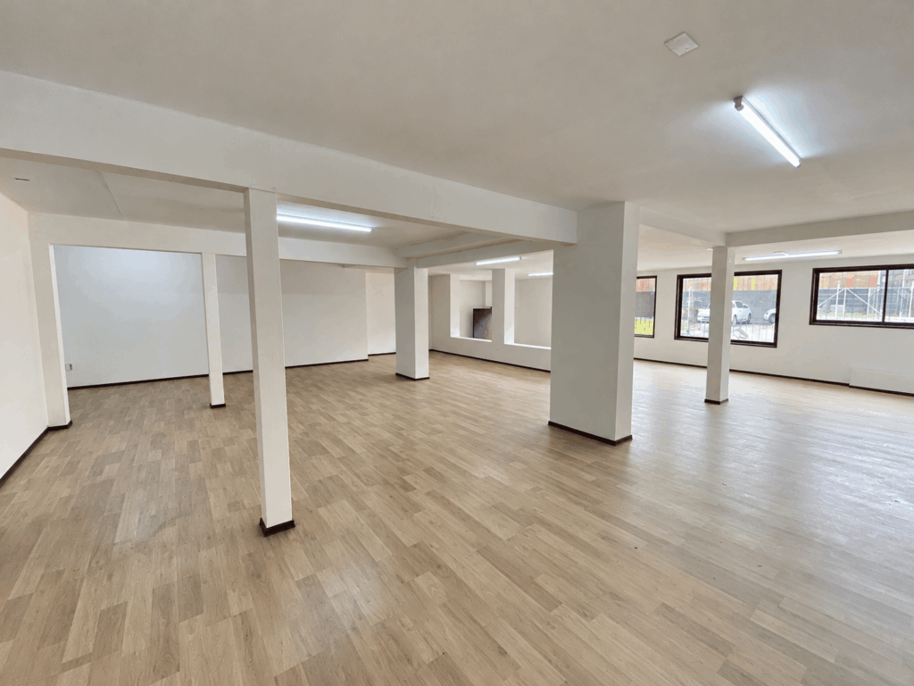 Local comercial en arriendo en Puerto Montt — foto 3