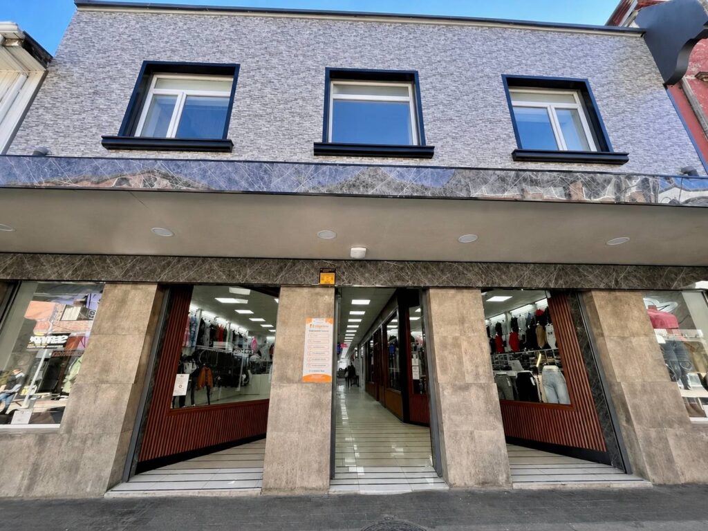Local comercial en arriendo en Puerto Montt — foto 1