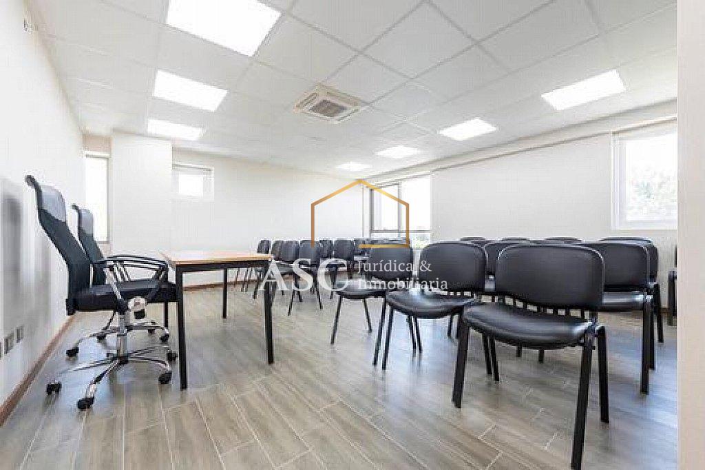 Oficina en arriendo en Los Ángeles — foto 8