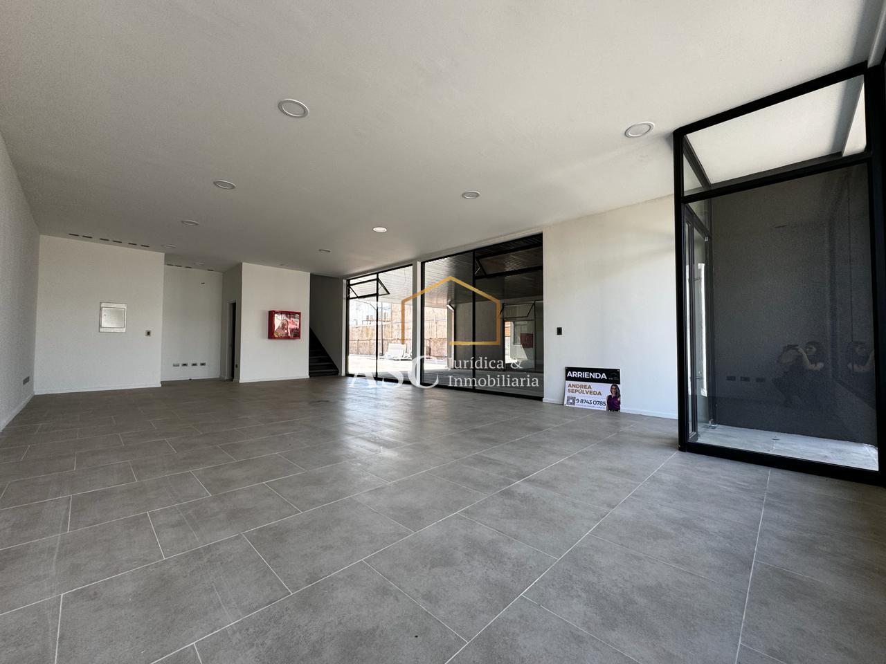 Local comercial en arriendo en Los Ángeles — foto 2