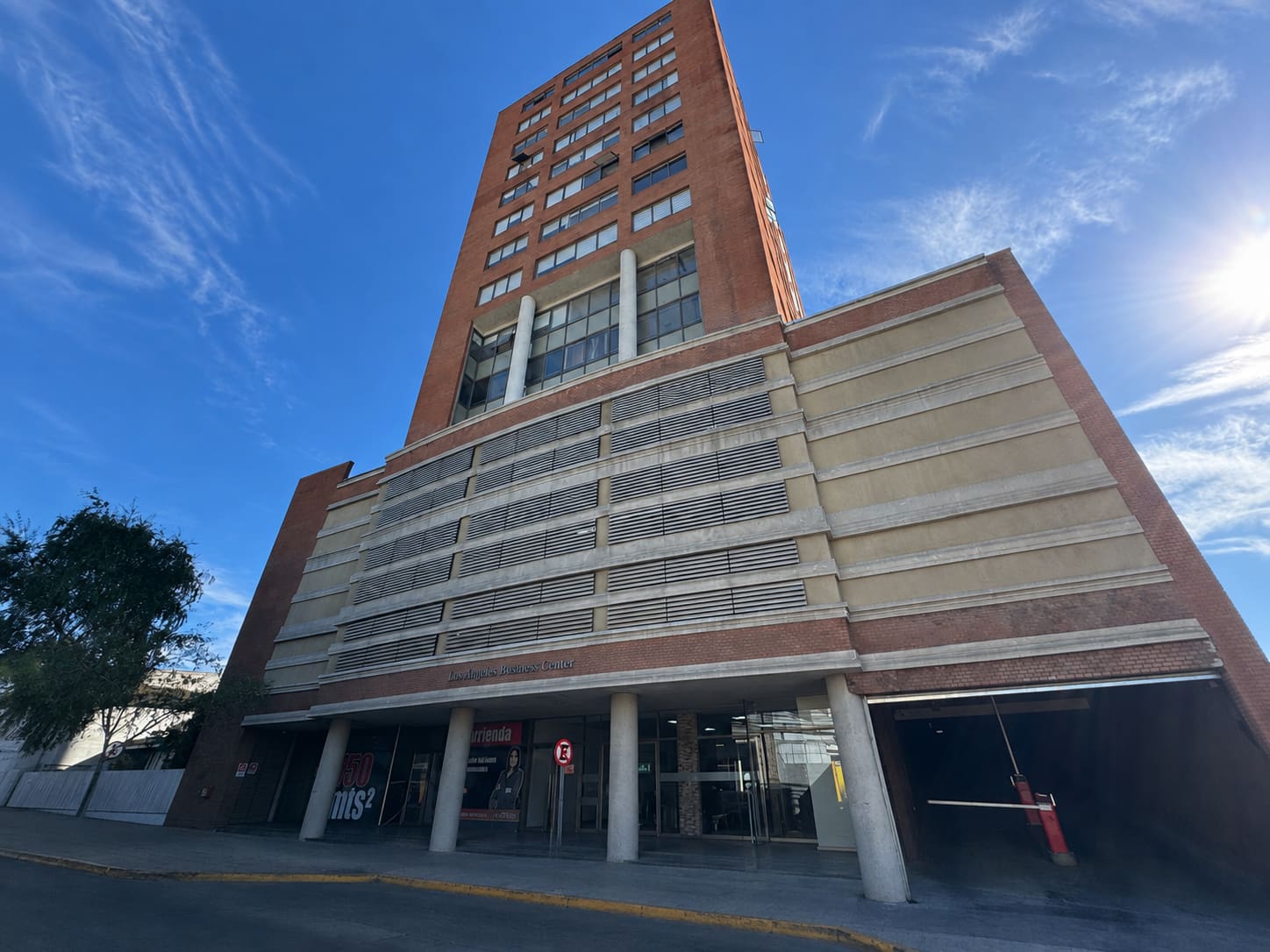 Oficina en venta en Los Ángeles — foto 1