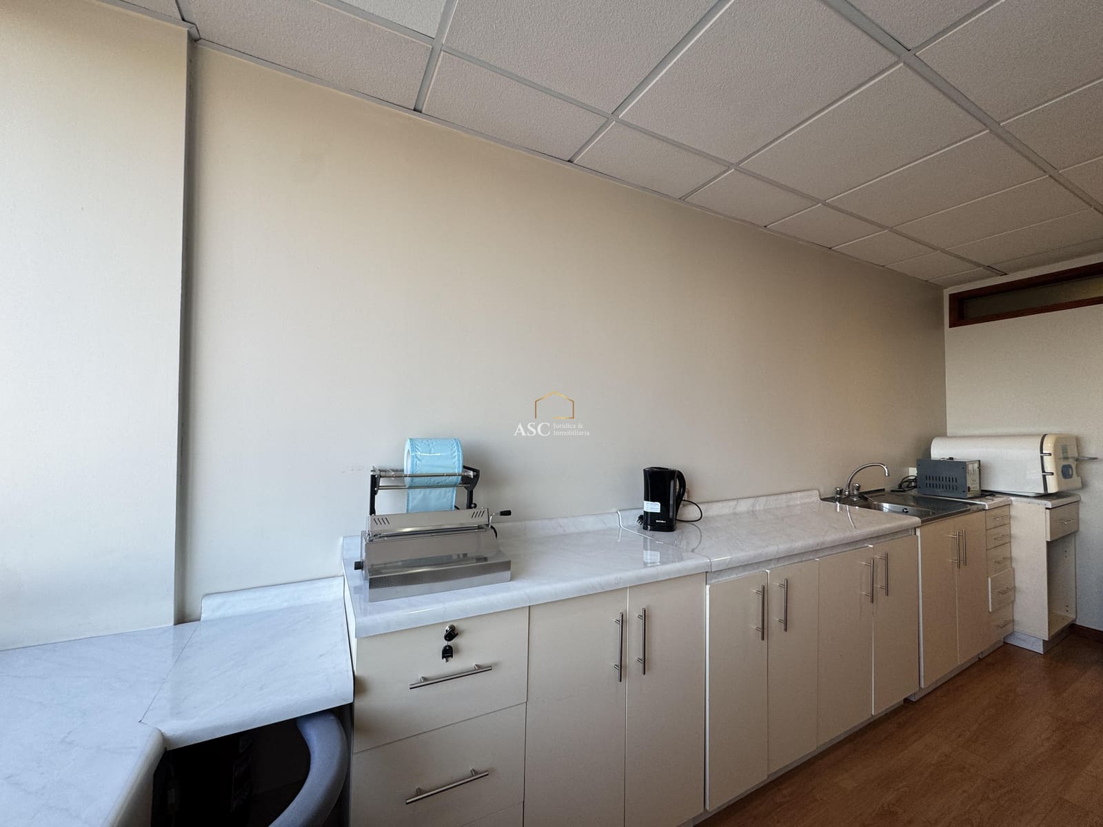 Oficina en arriendo en Los Ángeles — foto 7