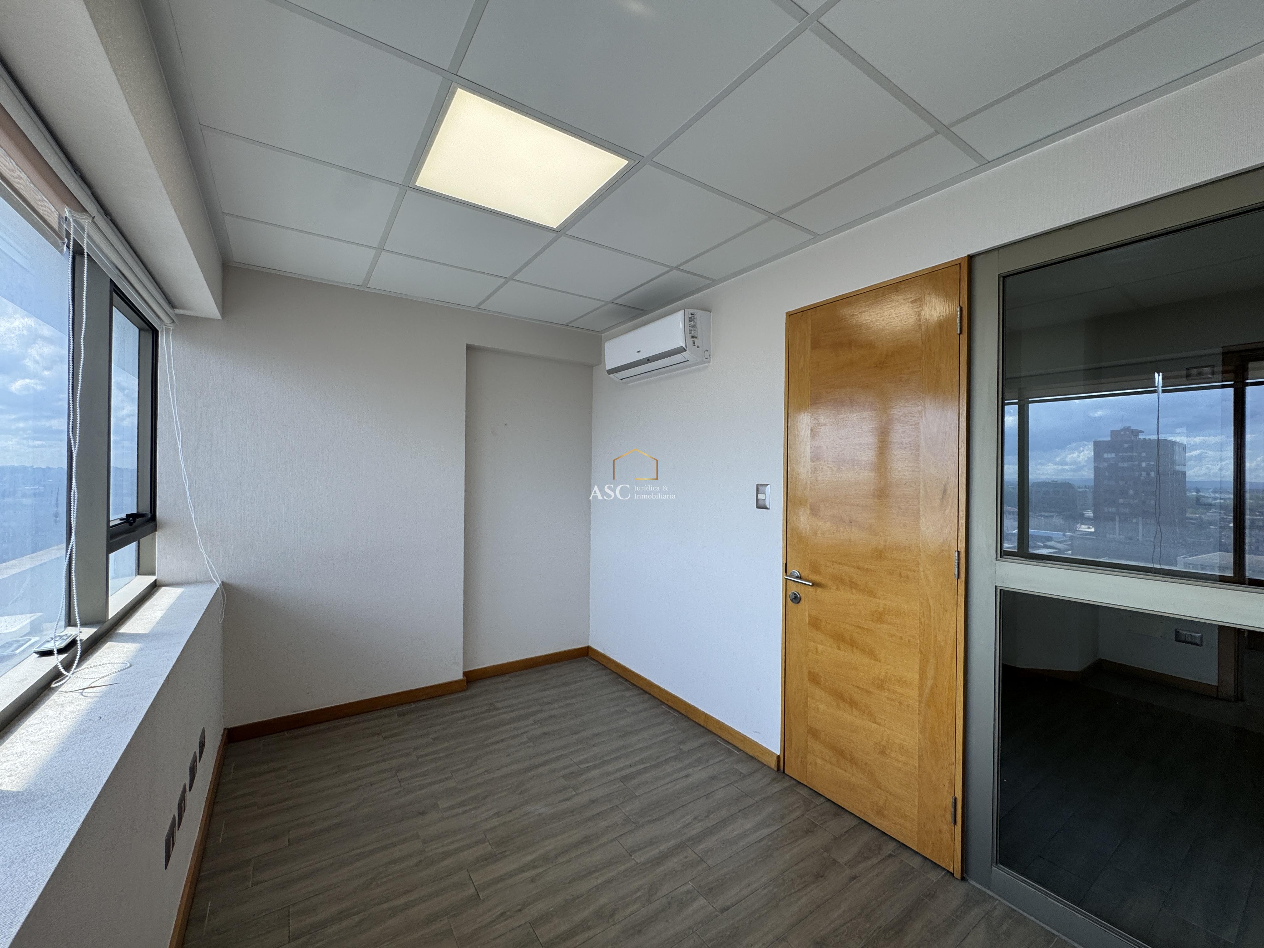 Oficina en arriendo en Los Ángeles — foto 2