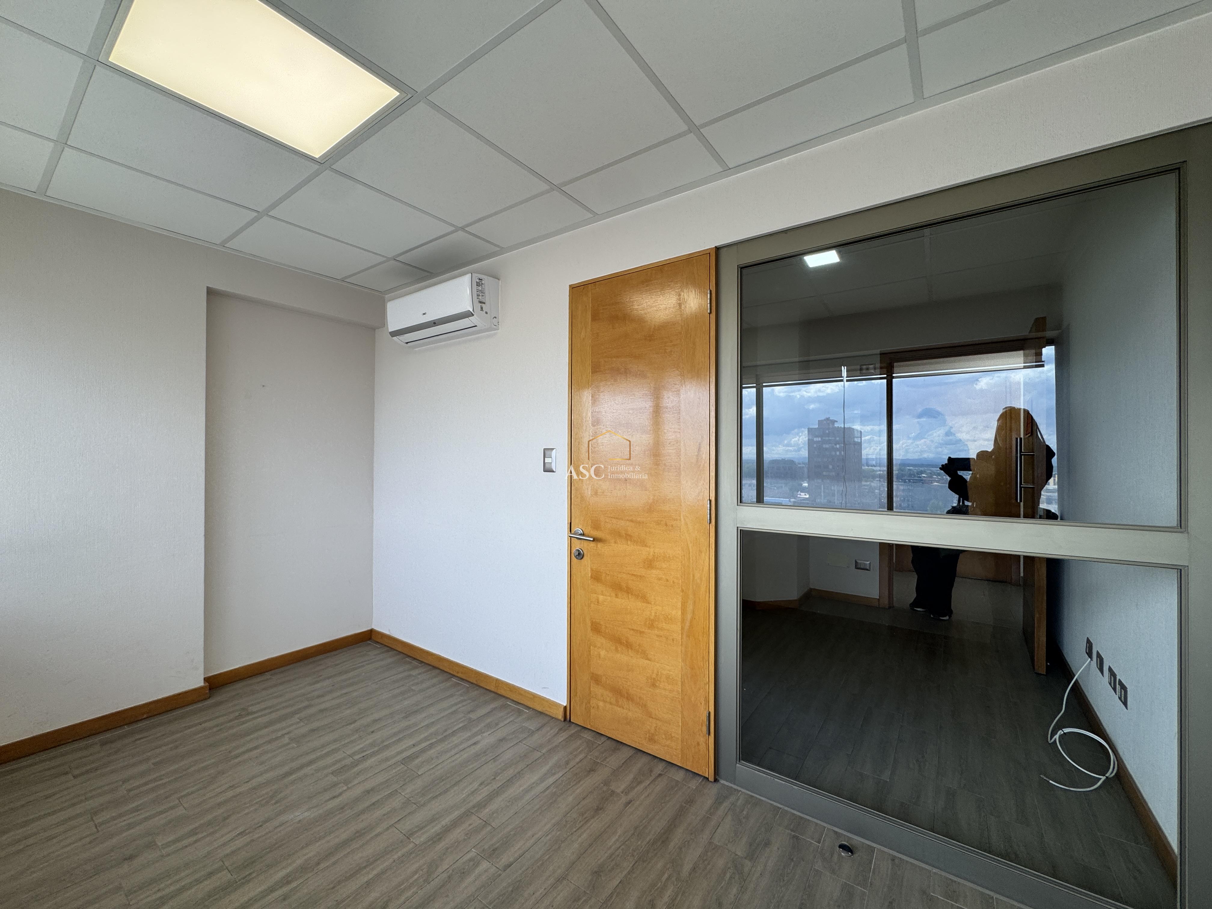 Oficina en arriendo en Los Ángeles — foto 3