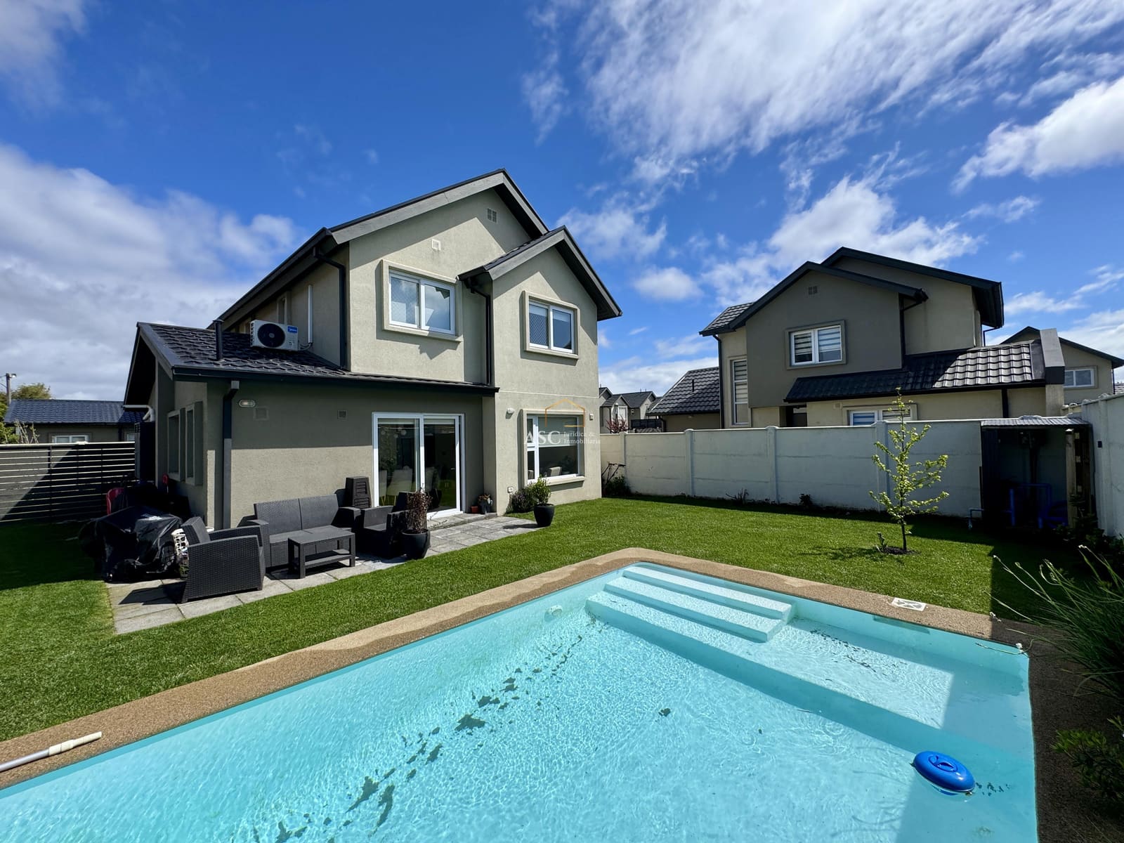 Casa en venta en Los Ángeles — foto 1