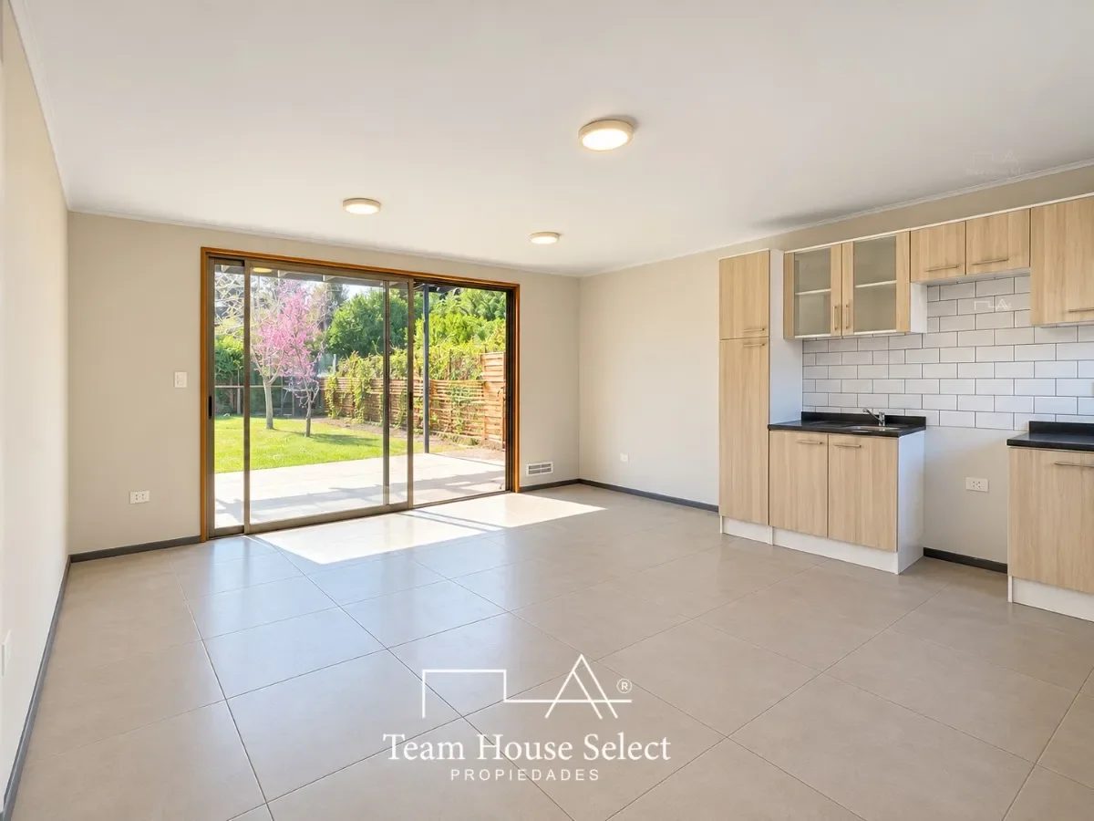Casa en arriendo en Colina — foto 2